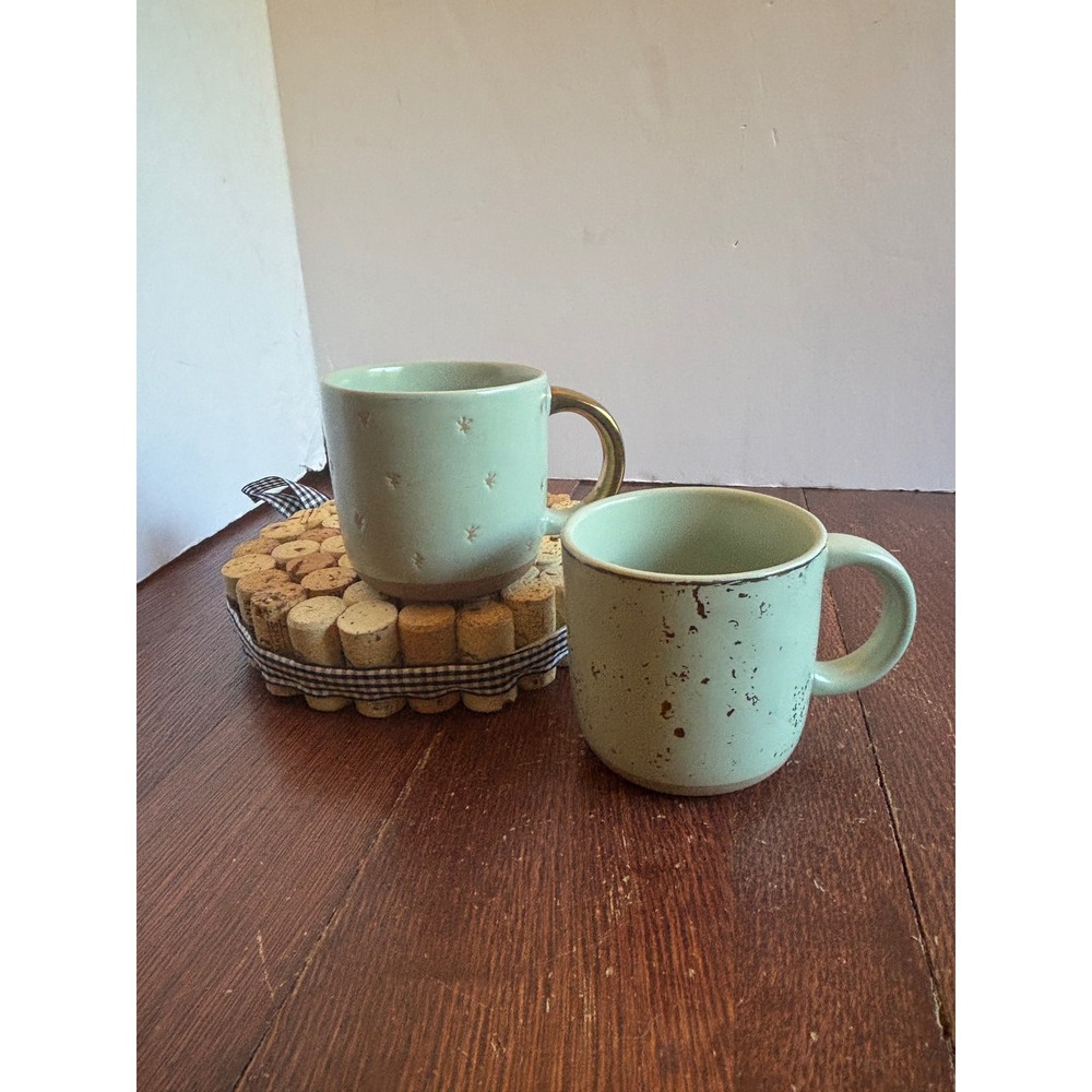Hearth & Hand‎ Magnolia Stoneware Mug Set 2 Sage Green Gold Star Speckled 12oz